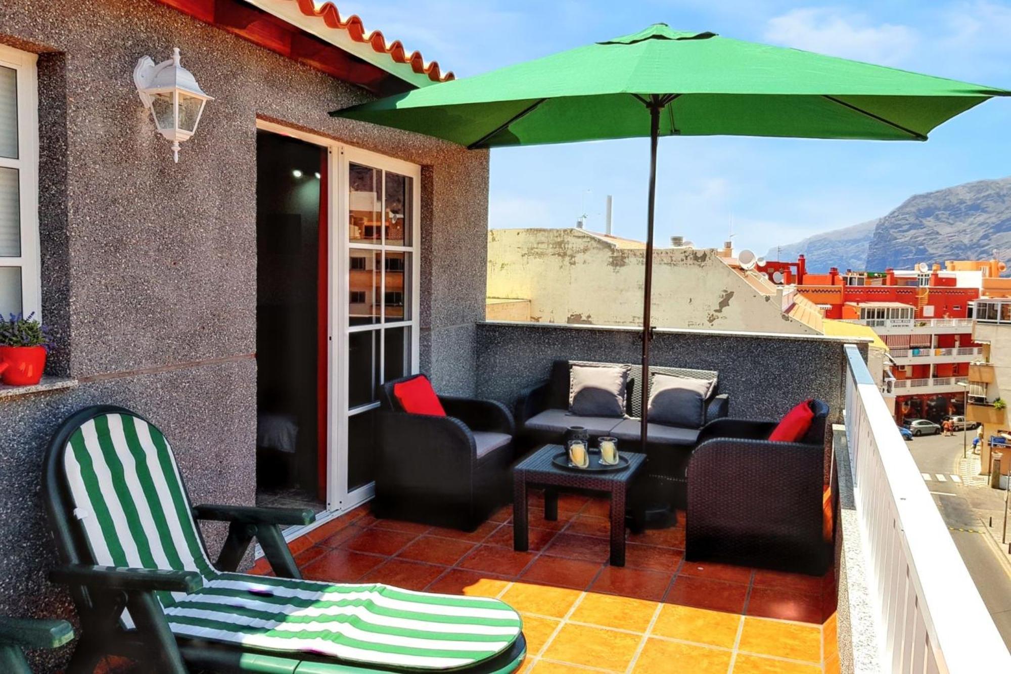 Modern Apartment In Puerto De Santiago - 65 Sqm - Mountain View Eksteriør bilde