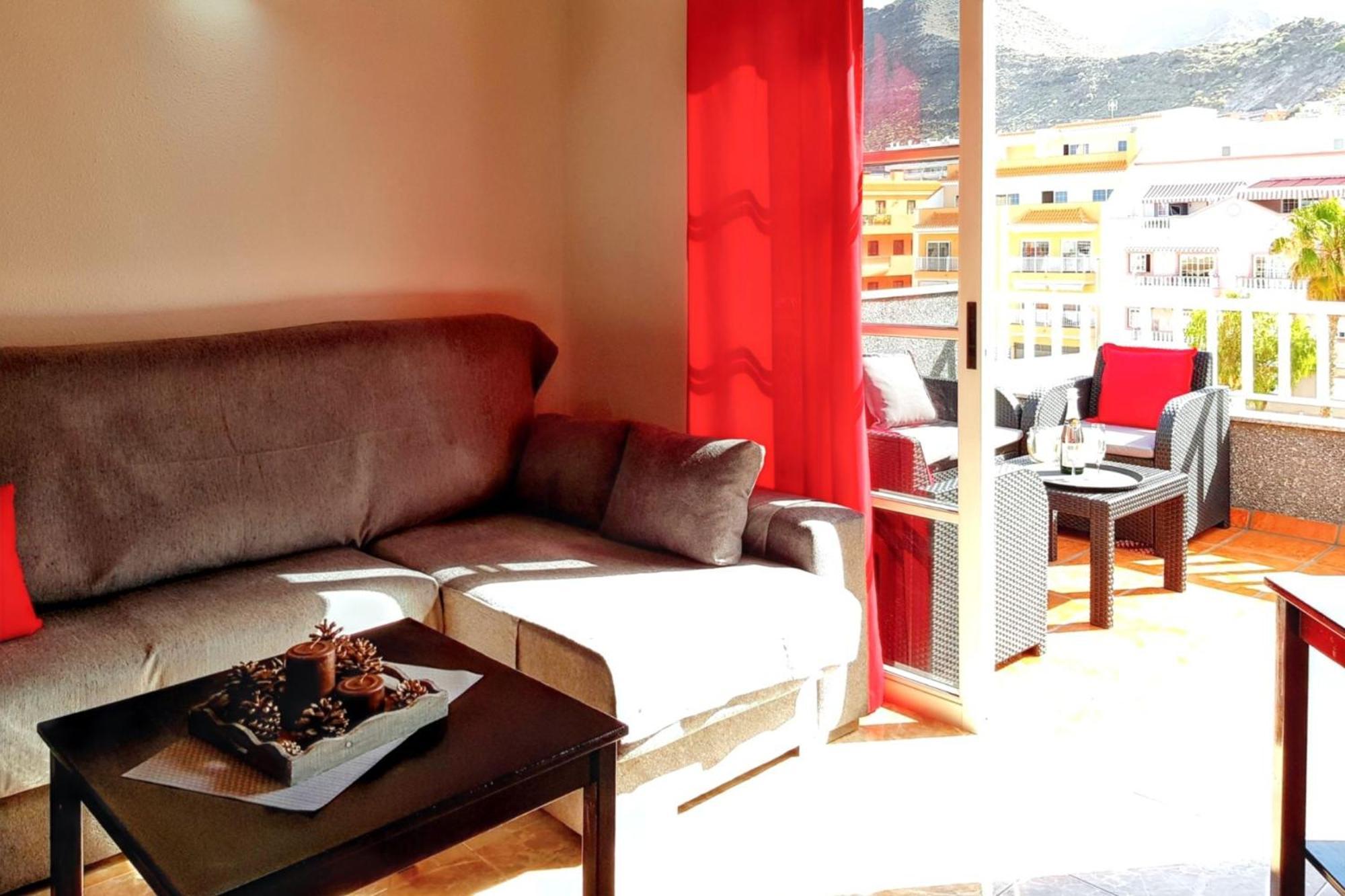 Modern Apartment In Puerto De Santiago - 65 Sqm - Mountain View Eksteriør bilde